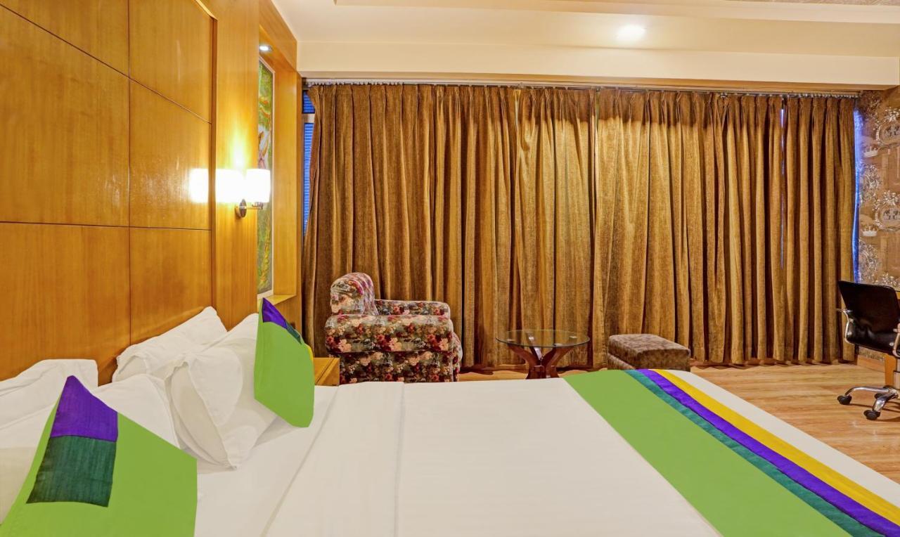 Treebo The Royal Cm, 4 Km From City Palace Jaipur Exterior foto
