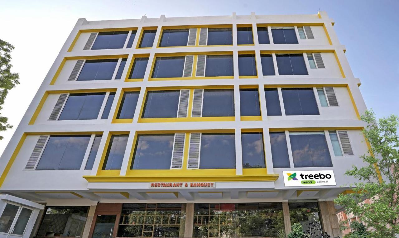 Treebo The Royal Cm, 4 Km From City Palace Jaipur Exterior foto
