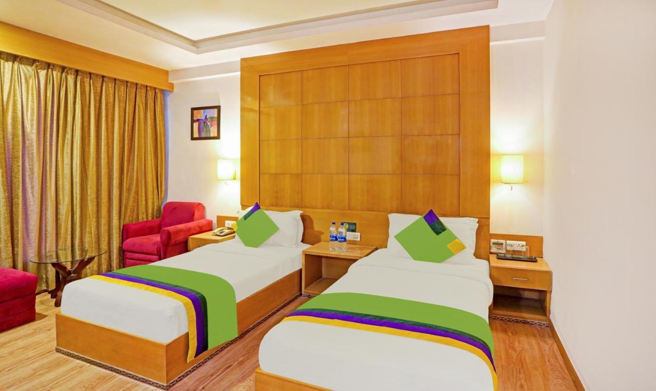 Treebo The Royal Cm, 4 Km From City Palace Jaipur Exterior foto
