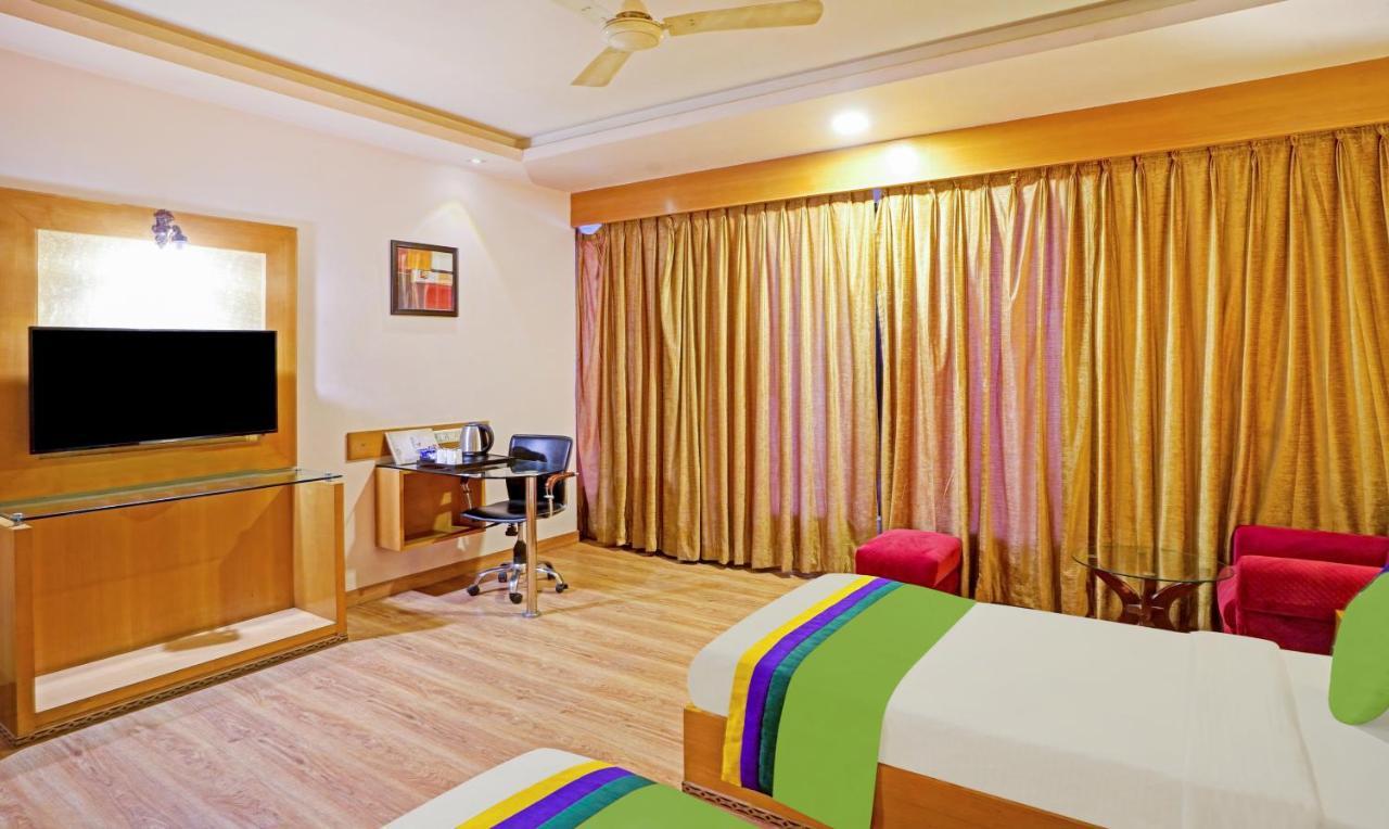 Treebo The Royal Cm, 4 Km From City Palace Jaipur Exterior foto