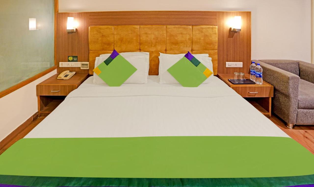 Treebo The Royal Cm, 4 Km From City Palace Jaipur Exterior foto